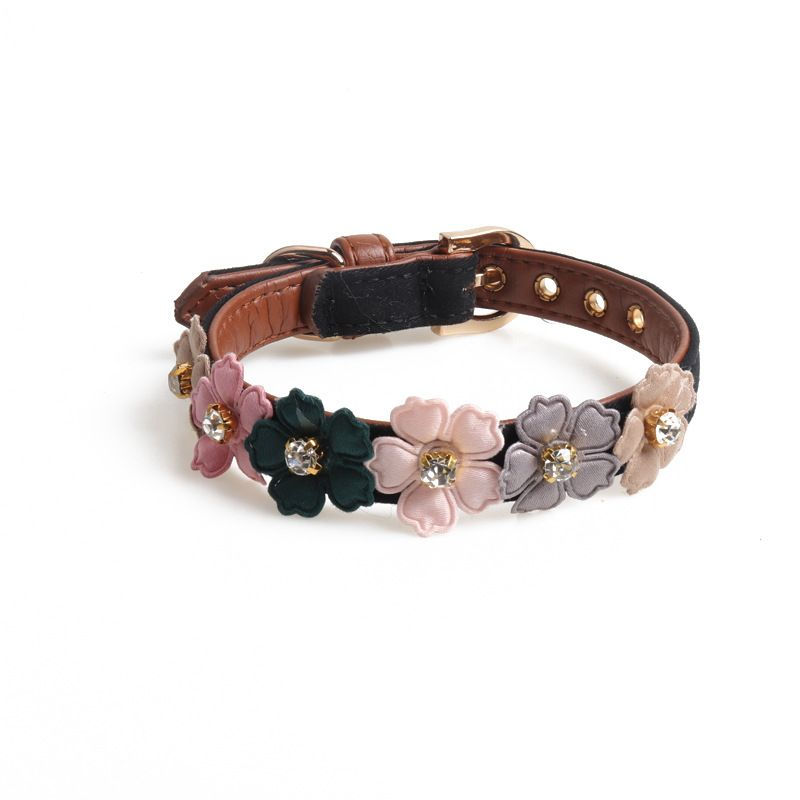 Elegant Flower Pet Collar – Crystal Designer Collar for Dogs & Cats